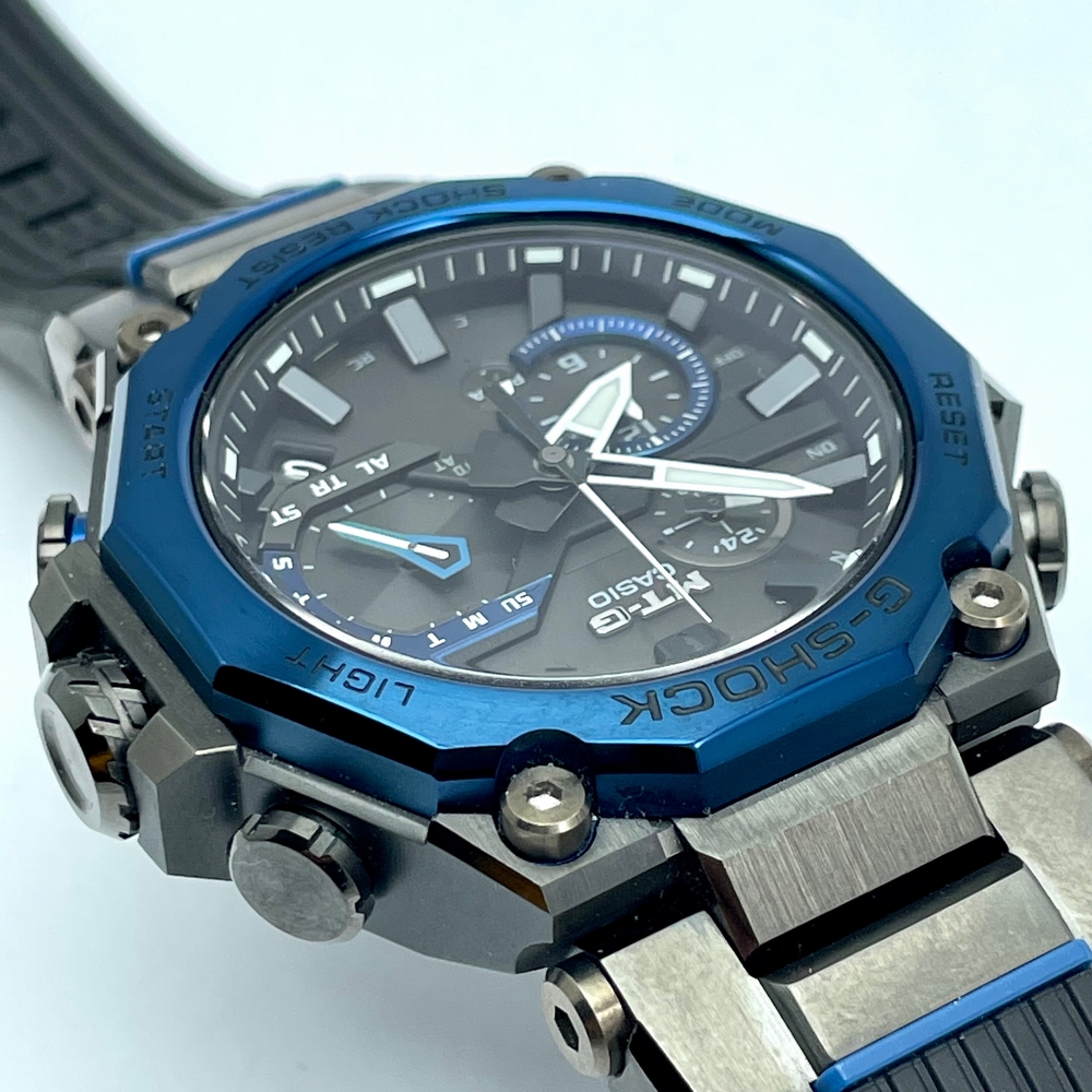 CASIO G-SHOCK MTG-B2000 Carbon Monocoque Case